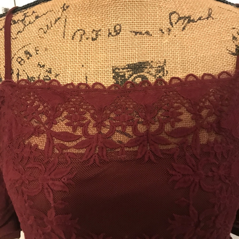 Coco + Jaimeson off the Shoulder Top size XS - Picture 3 of 8